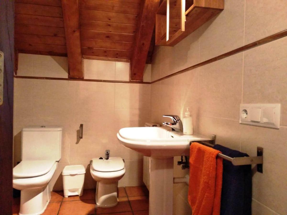 Duplex Familiar En Esterri d'Àneu Exteriör bild